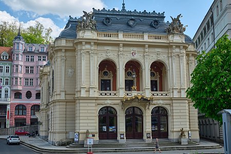 Karlovarské městské divadlo